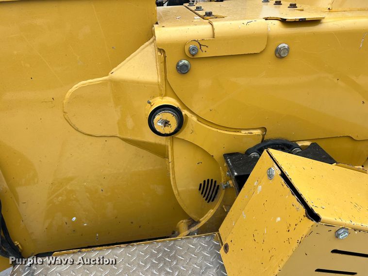 image for item DS2809 2013 Vermeer BC1000XL  wood chipper