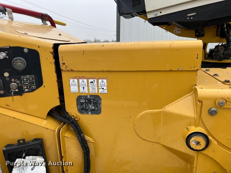 image for item DS2809 2013 Vermeer BC1000XL  wood chipper