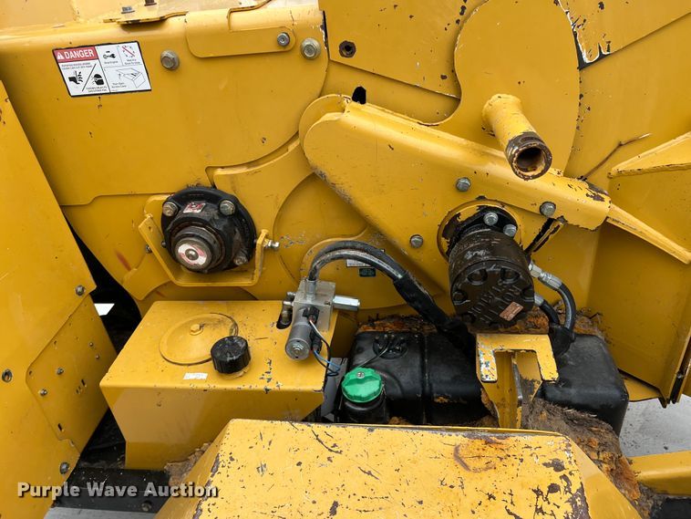 image for item DS2809 2013 Vermeer BC1000XL  wood chipper