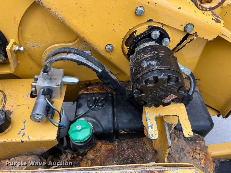 image for item DS2809 2013 Vermeer BC1000XL  wood chipper