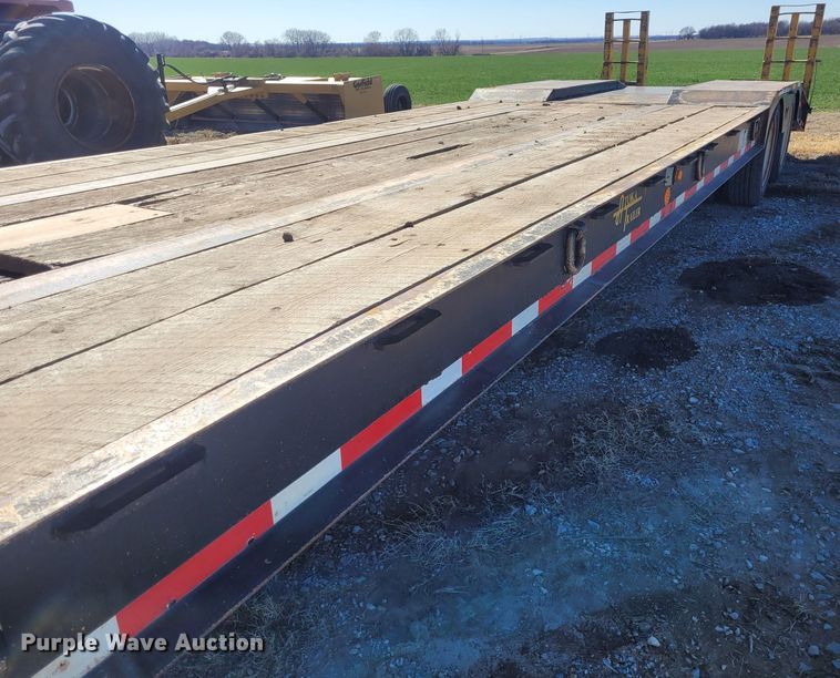 image for item EB9752 2011 Atoka  drop deck equipment trailer