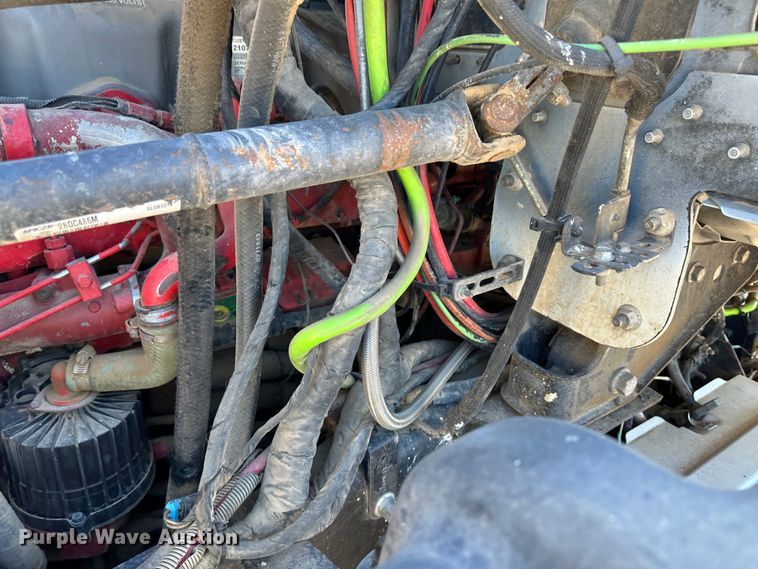 image for item GP9608 2009 Mack GU713  semi truck