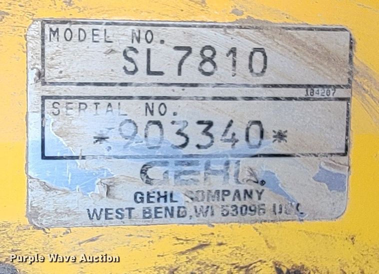 image for item HG9413 2004 Gehl 7810  skid steer loader