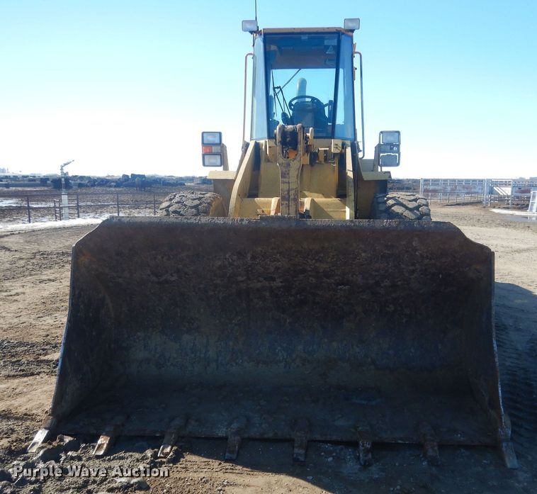 image for item HQ9590 1992 Case 721  wheel loader