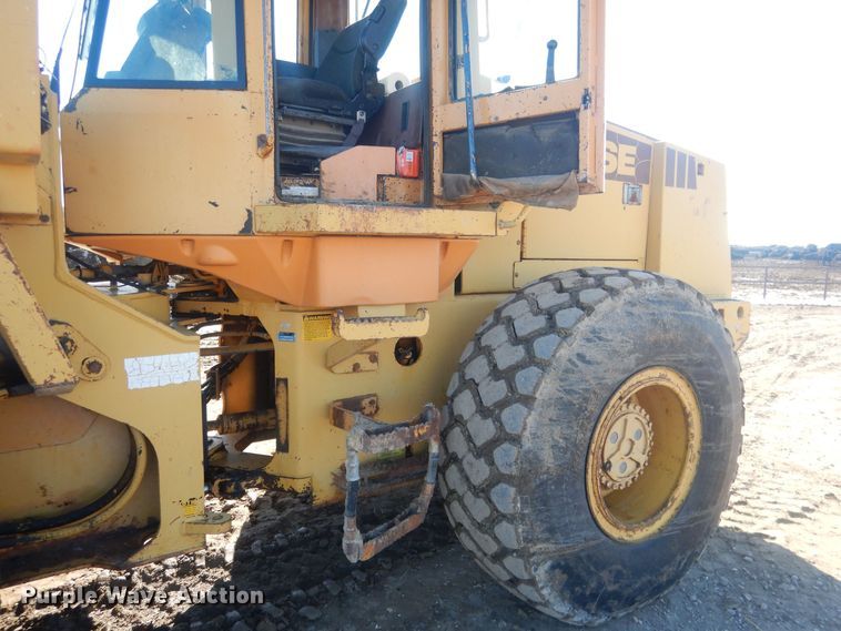 image for item HQ9590 1992 Case 721  wheel loader