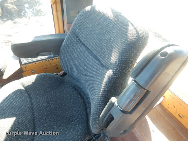 image for item HQ9590 1992 Case 721  wheel loader