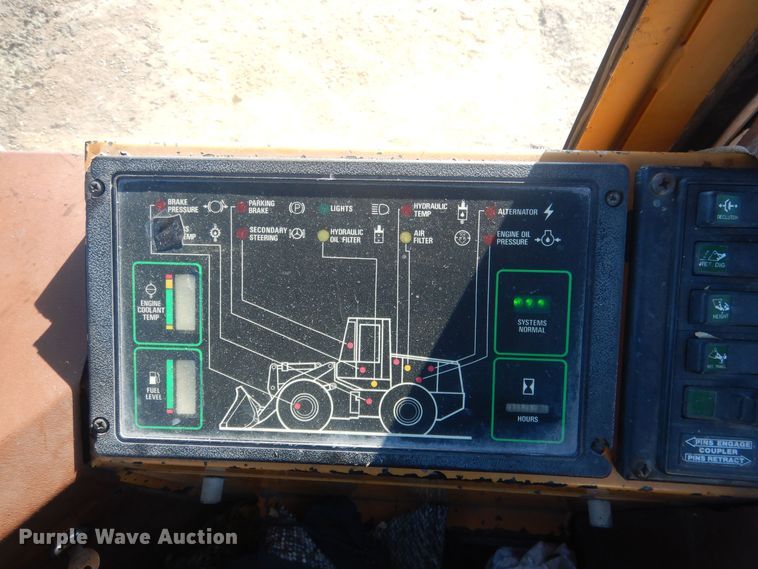 image for item HQ9590 1992 Case 721  wheel loader