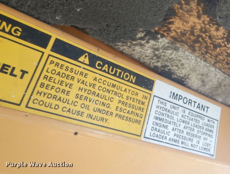 image for item HQ9590 1992 Case 721  wheel loader