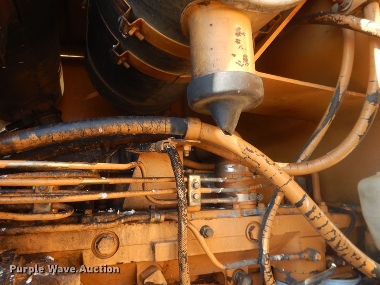 image for item HQ9590 1992 Case 721  wheel loader