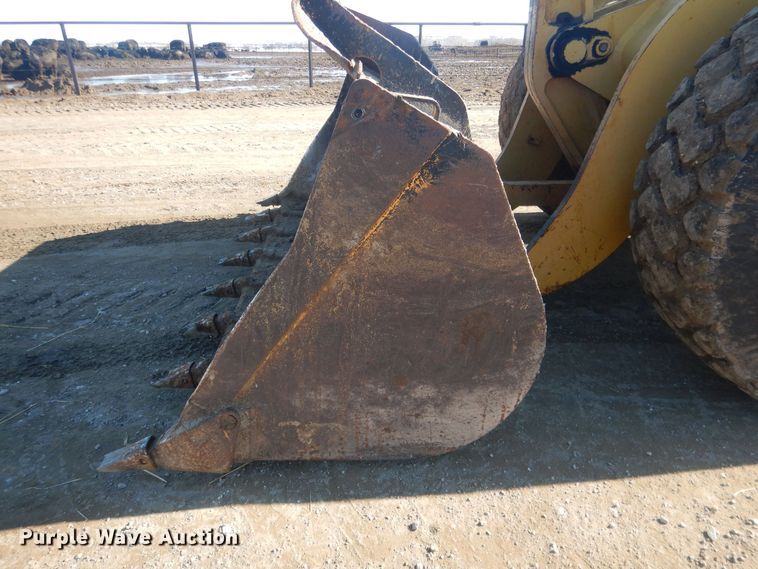 image for item HQ9590 1992 Case 721  wheel loader