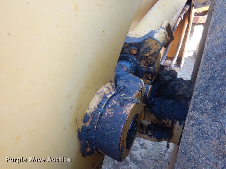 image for item HQ9590 1992 Case 721  wheel loader