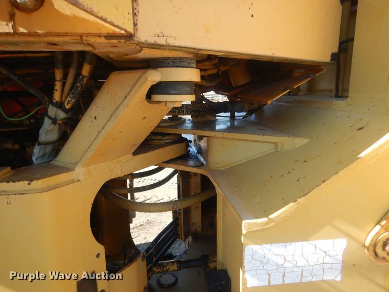 image for item HQ9590 1992 Case 721  wheel loader