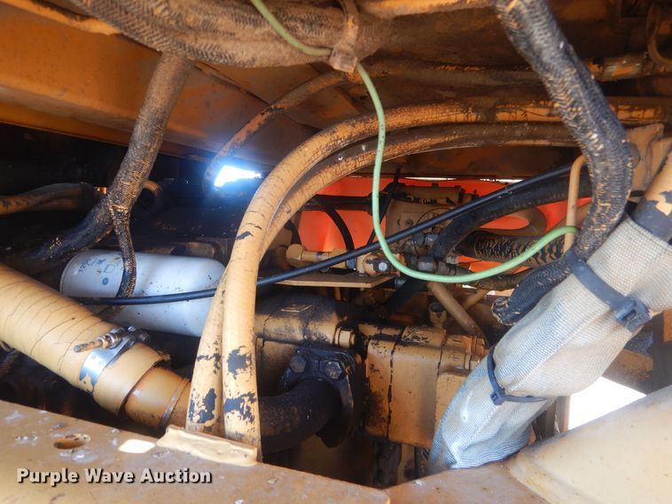 image for item HQ9590 1992 Case 721  wheel loader