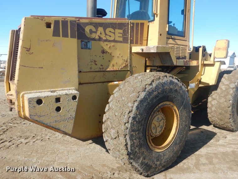image for item HQ9590 1992 Case 721  wheel loader