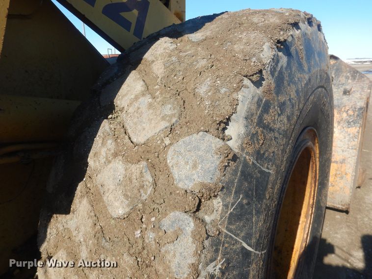 image for item HQ9590 1992 Case 721  wheel loader