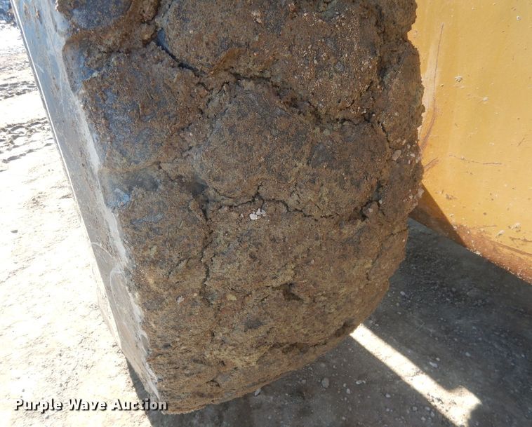 image for item HQ9590 1992 Case 721  wheel loader