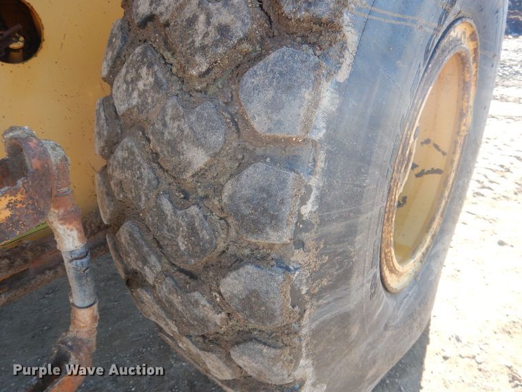 image for item HQ9590 1992 Case 721  wheel loader