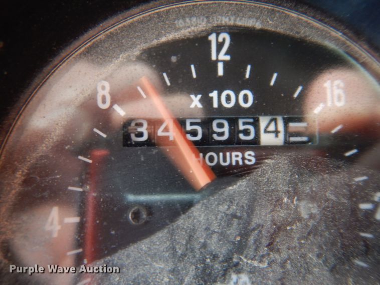 image for item IO9362 1995 Mack RD688S  pothole patcher truck