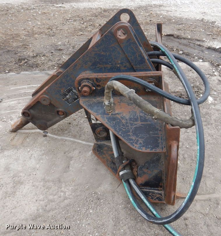 image for item IO9440 Bobcat  skid steer breaker