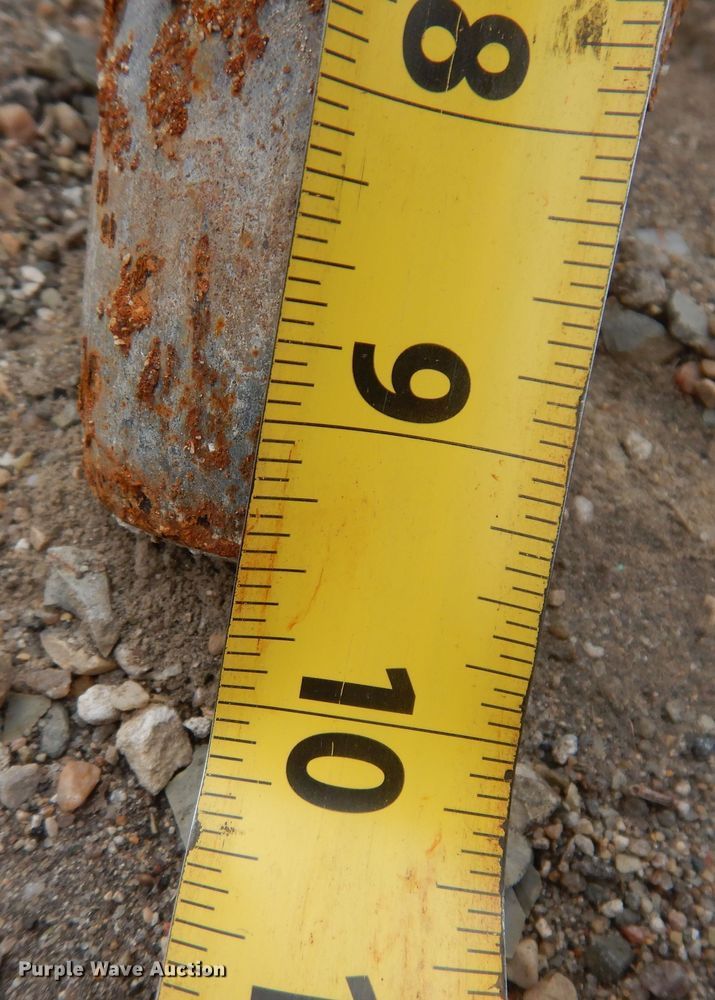 image for item IO9440 Bobcat  skid steer breaker