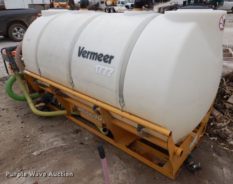 image for item IO9441 2016 Vermeer MX240  fluid mixer