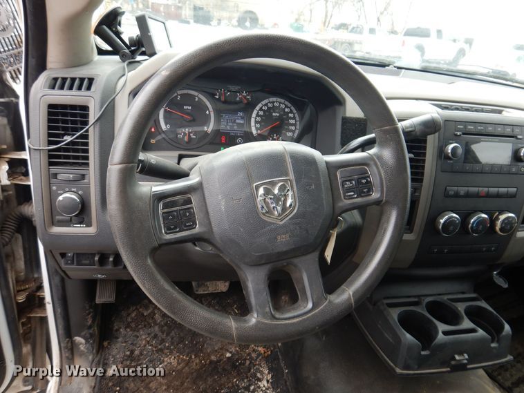 image for item IO9443 2012 Dodge Ram 5500  box truck