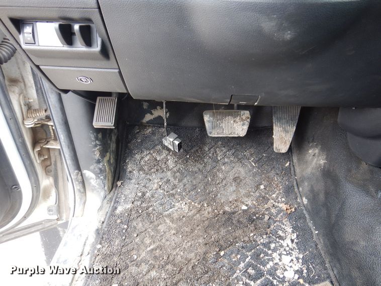 image for item IO9443 2012 Dodge Ram 5500  box truck