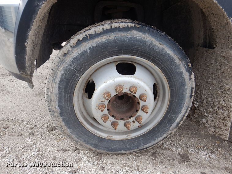 image for item IO9443 2012 Dodge Ram 5500  box truck