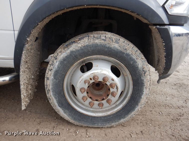 image for item IO9443 2012 Dodge Ram 5500  box truck