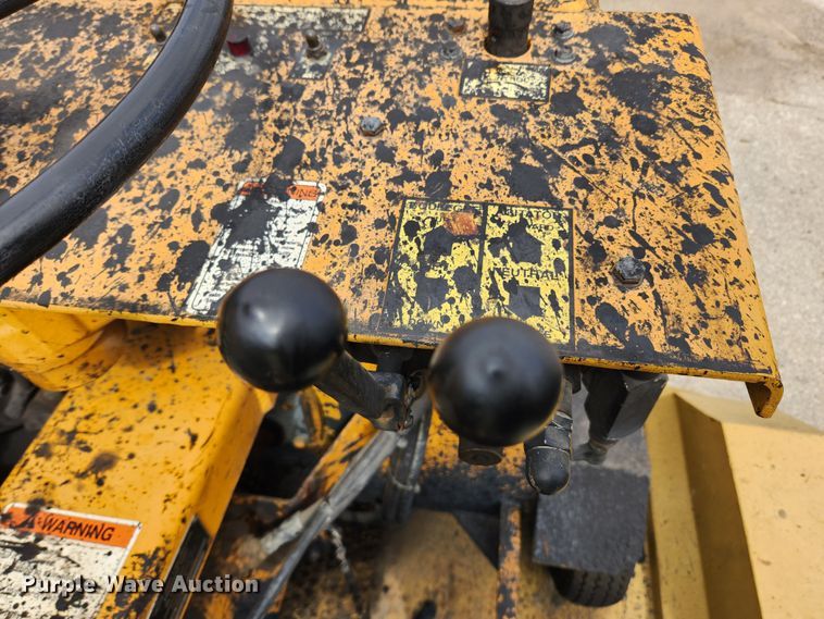 image for item JB9541 Ingersoll Rand Blaw-Knox  sealcoat squeegee machine