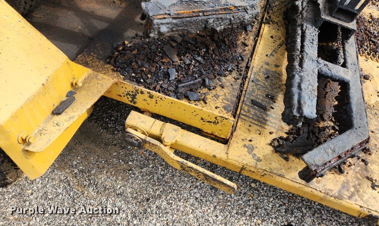 image for item JB9541 Ingersoll Rand Blaw-Knox  sealcoat squeegee machine