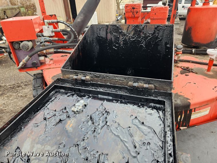 image for item JB9604 2010 Crafco SS125  melter applicator