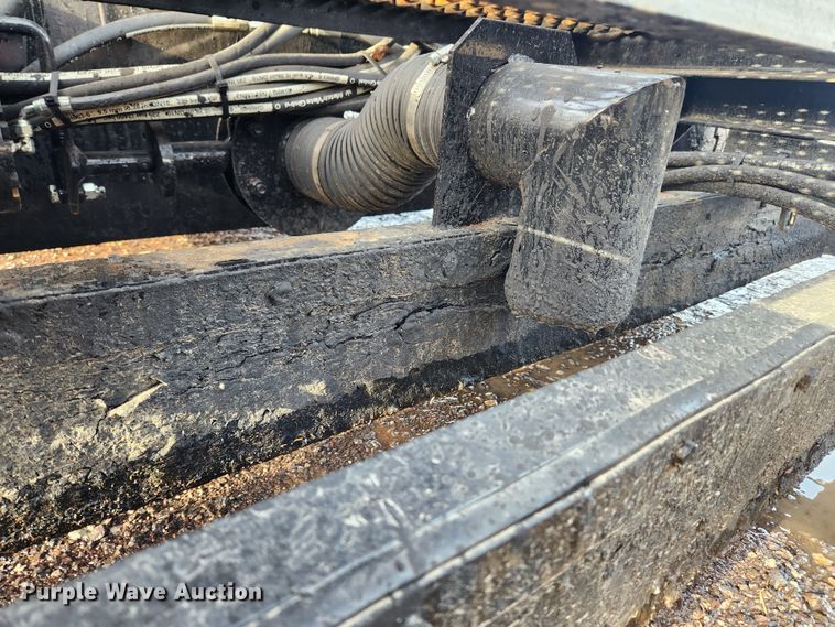 image for item JB9606 N.I. Wilson X1-300  sealcoat squeegee machine