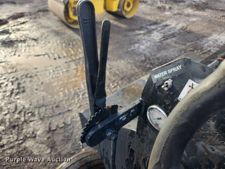 image for item JB9606 N.I. Wilson X1-300  sealcoat squeegee machine