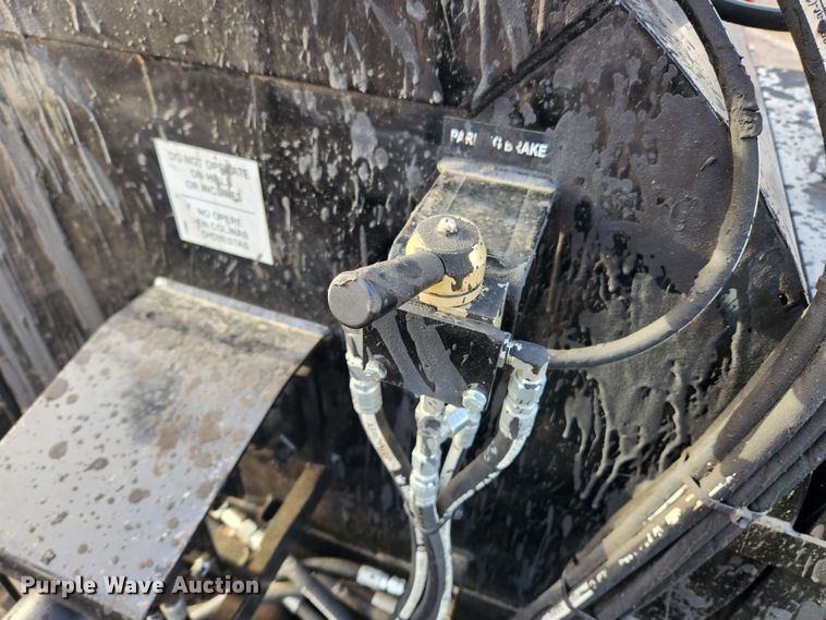 image for item JB9606 N.I. Wilson X1-300  sealcoat squeegee machine