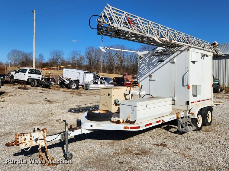 image for item JB9613 1996 Arrow AT835  antenna trailer