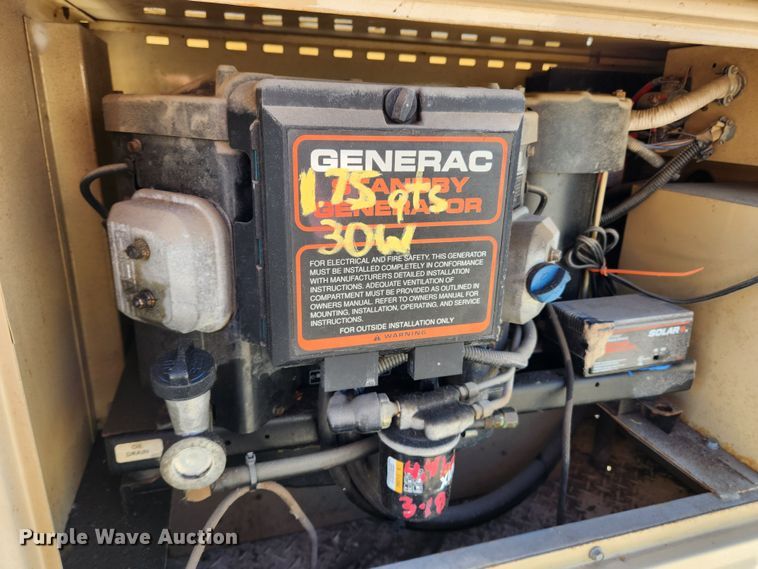 image for item JB9613 1996 Arrow AT835  antenna trailer