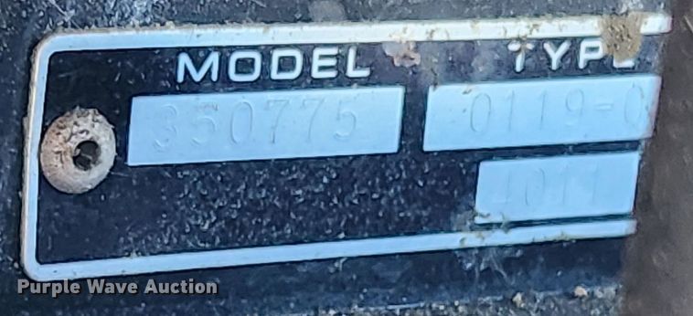 image for item JB9613 1996 Arrow AT835  antenna trailer