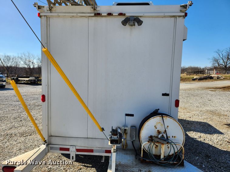 image for item JB9613 1996 Arrow AT835  antenna trailer