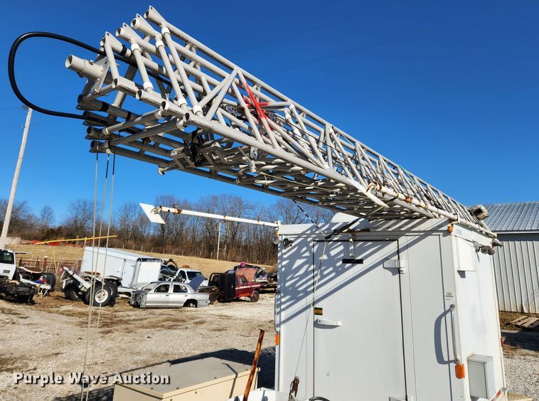 image for item JB9613 1996 Arrow AT835  antenna trailer