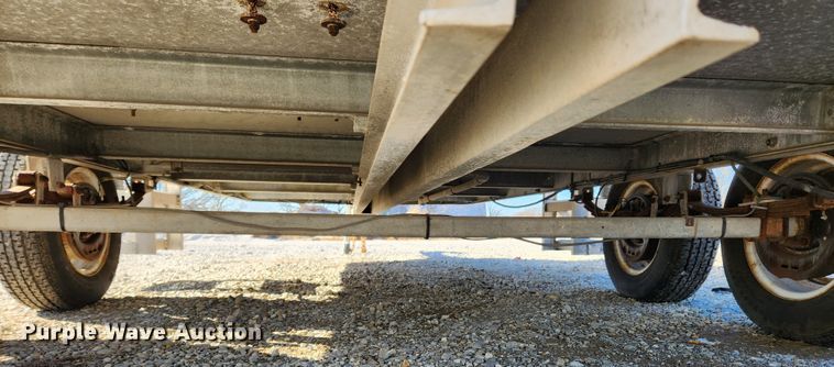 image for item JB9613 1996 Arrow AT835  antenna trailer