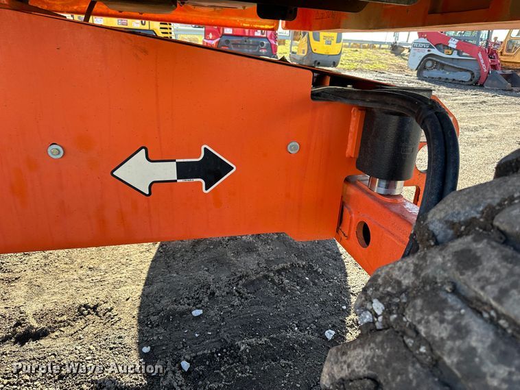 image for item JC9965 2013 JLG 460SJ  boom lift