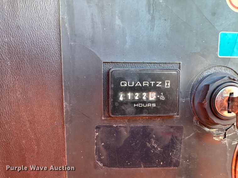 image for item JC9965 2013 JLG 460SJ  boom lift