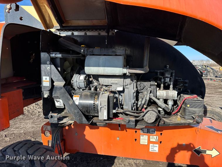 image for item JC9965 2013 JLG 460SJ  boom lift