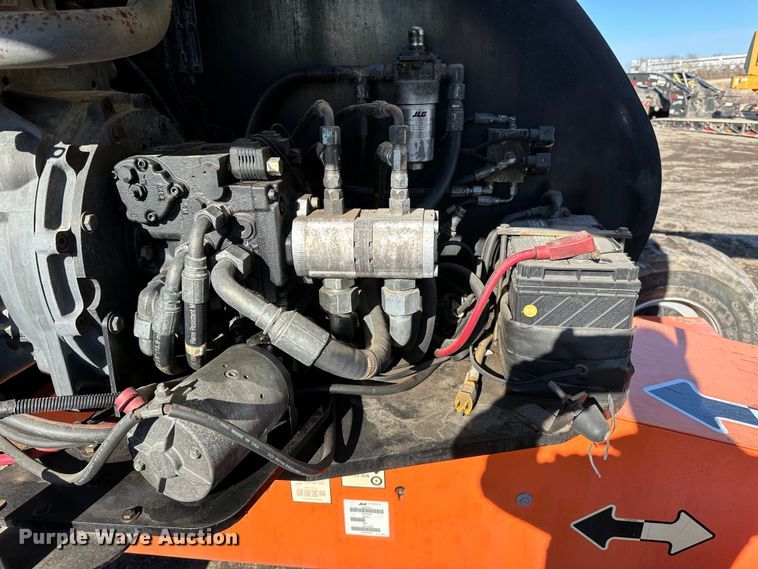 image for item JC9965 2013 JLG 460SJ  boom lift