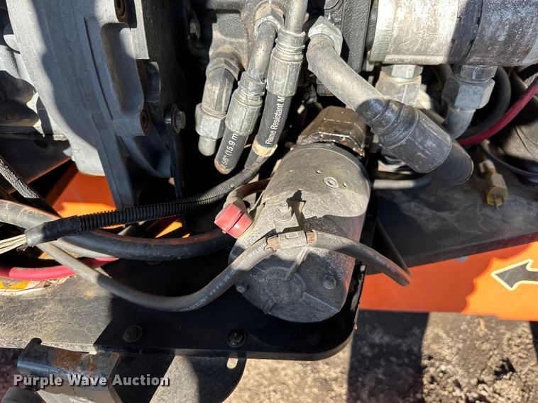 image for item JC9965 2013 JLG 460SJ  boom lift