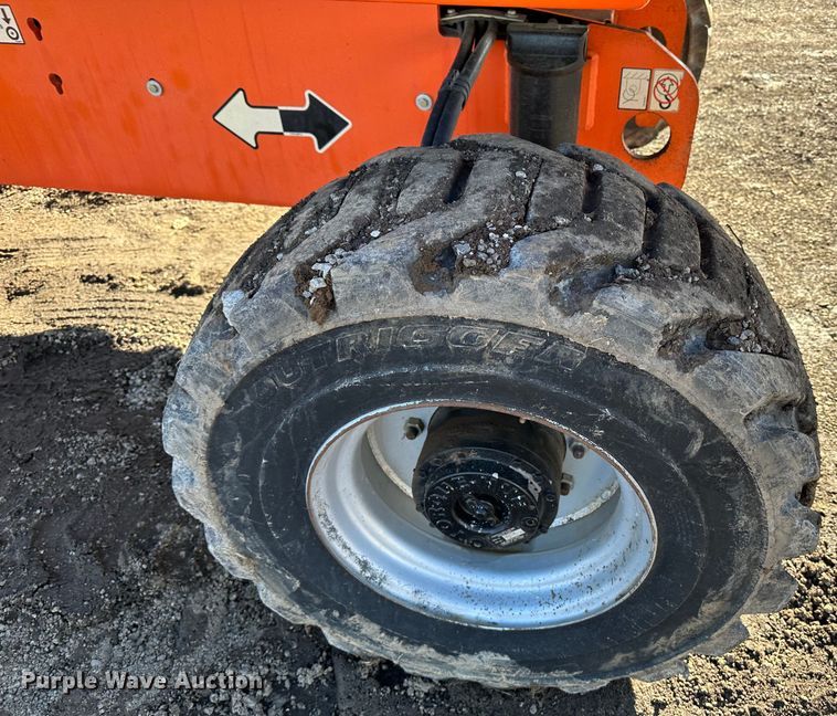 image for item JC9965 2013 JLG 460SJ  boom lift