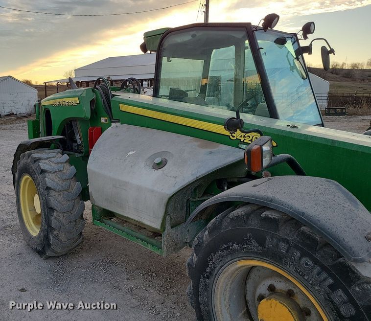 image for item JG9369 2006 John Deere 3420  telehandler