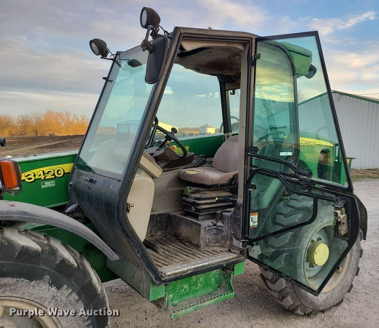 image for item JG9369 2006 John Deere 3420  telehandler