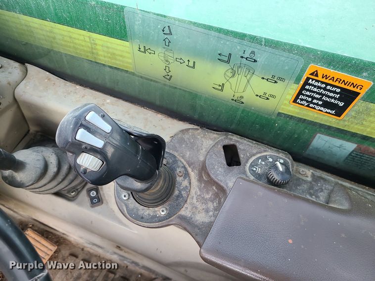 image for item JG9369 2006 John Deere 3420  telehandler